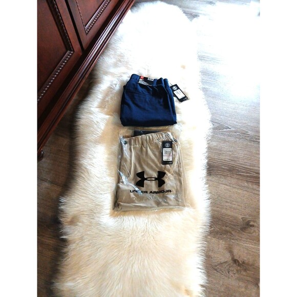 NWT's Men's 32/34 Under Armour Showdown Performance Golf Pants Lot of 2 Navy/Tan - Picture 3 of 13